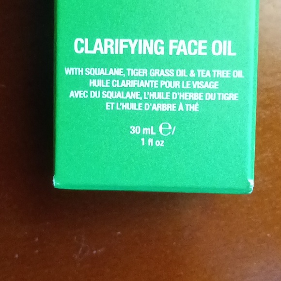 ECO FABULOUS CLARIFYING FACE OIL - Picture 3 of 7